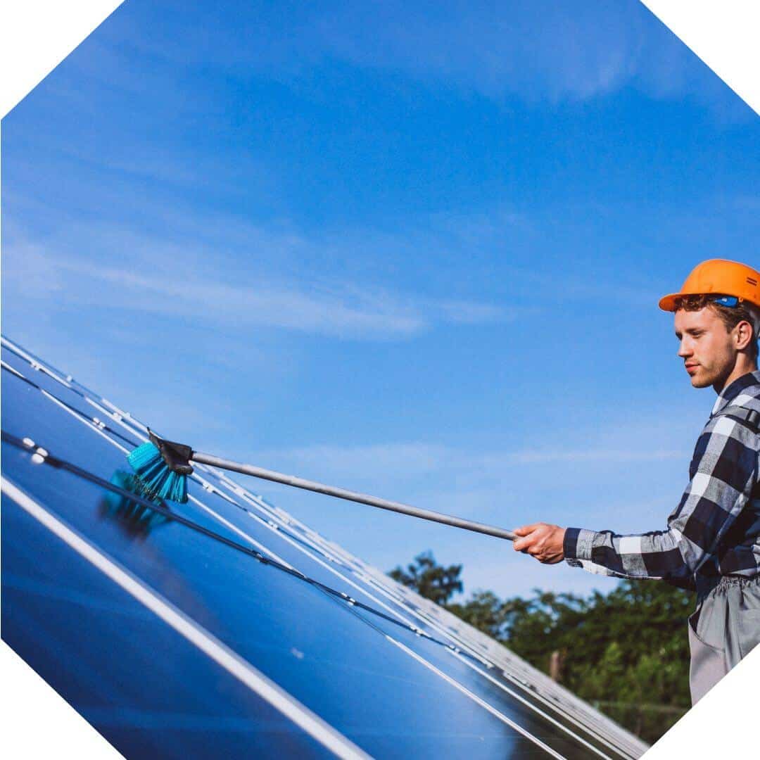 Limpeza de Placas Fotovoltaicas