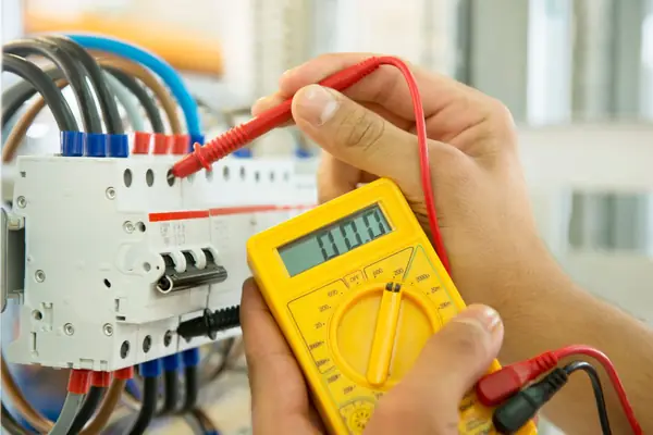 Análise e medição elétrica - Aplica Engenharia